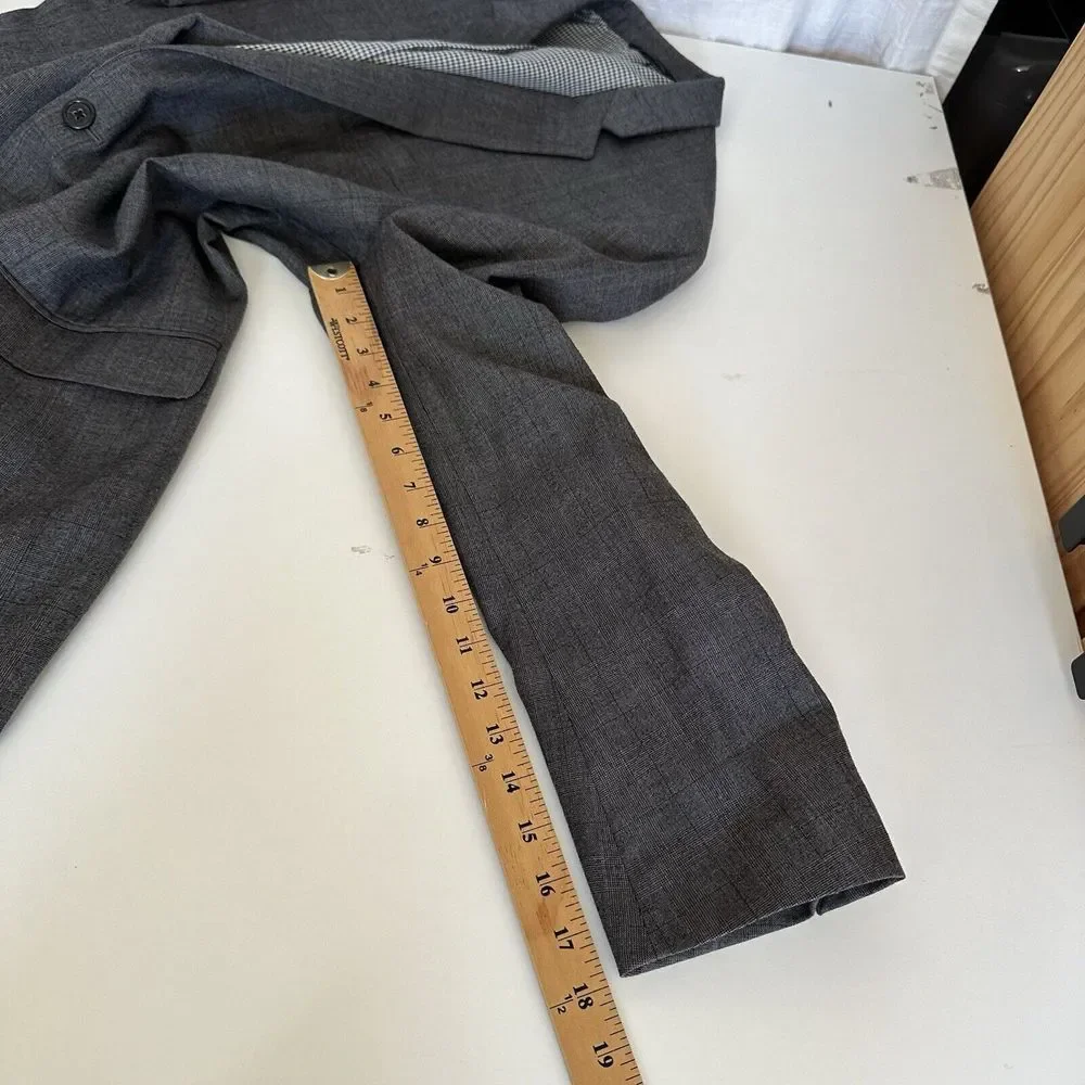 Banana‎ Republic Wool Modern Slim Fit Plaid Blazer 44L Long Suit Gray
